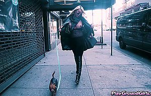 Aubrey Kate got four hard cocks inside her mouth