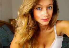 Blue Eyes Blonde Webcam Show