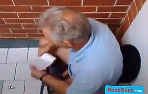 Amateur Bear Daddy Returns