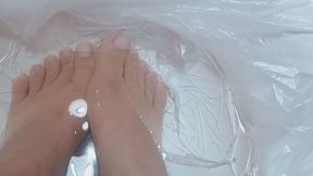 Sexy little feet