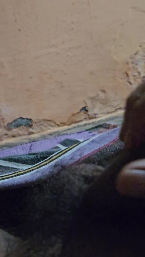 Horny Indian dick looking for a horny pusssy. Wana get fucked