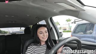 Petites-Exotic-Babe GiannaIvyy - Car Sex Adventure