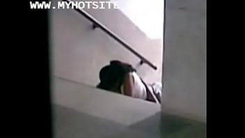 [kashtanka.tv] fucking in staircase