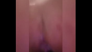 Sentones en dildo casero GAPE big ass