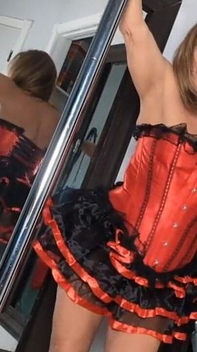 Little Red Riding Linda