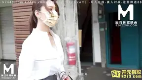 Ravishing Asian Bimbo Seducing With Her Mouth And Tight Pussy