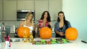 Nude photoshoot after carving pumpkins with Kiki Mariah and Evelin.