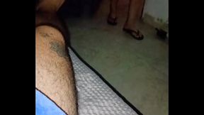 Que rico lo chupa esta zorra y me pone su gran culo de ladito