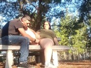 Nos liamos en el parque y casi nos pillan.