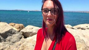 Léa, 27, manager of a lingerie shop in Marseille!