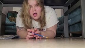 Slutty Artist Gets Her Big Booty Glazed With Jizz