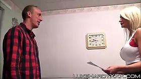 Blond bimbo Cindy Sun gets her holes drilled real hard