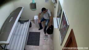 Czech Gay Solarium 10 Hung Twink’s Hot Finish Caught on Camera