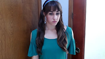 Stepdad's Tempting Punishment: Petite Stepdaughter Gets Creampied