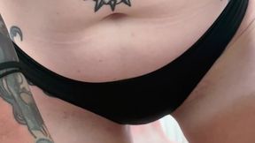 Goddess Jade squeezing balls ballbusting