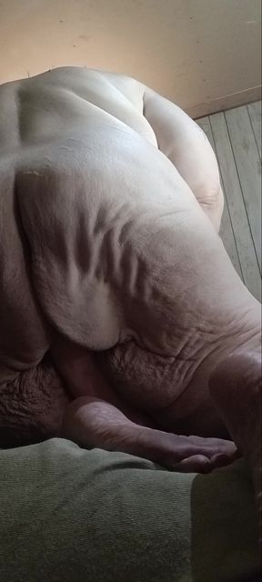 Nasty Whore Farting Again