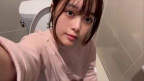 【大学生の一日のルーティン】カフェ行ってお散歩した後に家でオナニーしたらイキまくりました...