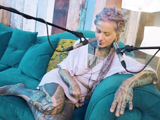 Anuskatzz tattoo model ASMR C - creativity - Podcast talk
