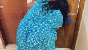Big Ass Arab Muslim Maid Cleaning My Room Then I See Her Huge Naked Ass & Start Handjob
