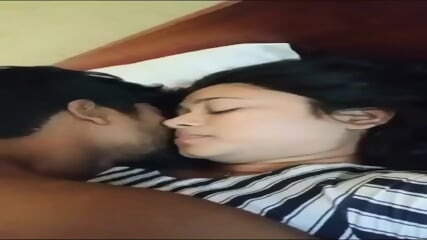 Hindi Mallu Couple Viral Sex