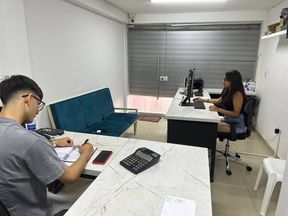 I Give My Boss a Great Massage at The Work Office and Then Give Him a Great Homemade Blowjob and Then Fuck Him