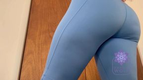 Can I sit here? Squatting Juicy bubble butt face sitting in yoga pants