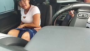 enganando a mi esposo en el auto casi nos descubren
