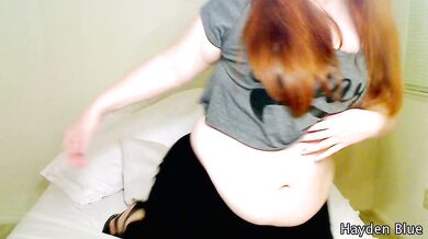 StepSister's Fat Belly Masturbates For You JOI
