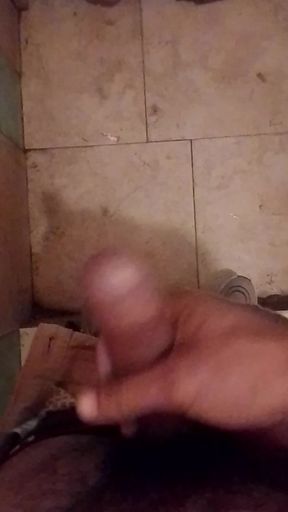 My girlfriend leaves me horny since she didn't want to fuck