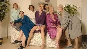 Mature Women Relaxing In A Sauna - MatureNL