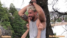 runner tickle in the mountain
