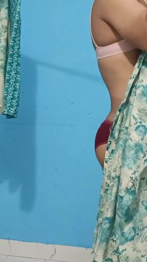 Memorable moment from &quot;Masturbated wearing wife&#039;s salwar suit&quot;