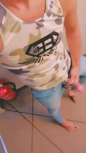 Slutboyben Cam4 Hotel Floor Exhibitionist