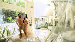 ”SPYFAM Latin Stepsister Spies On Step Bro In The Shower”