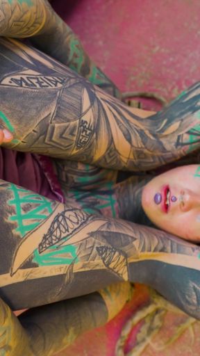 Sexy Alt Dreadhead Girl Rides a Big Cock with Her Ass