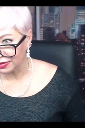 Funny Jumping of a Russian Busty Stepmom and Processing a Wet Pussy with a Big Dildo ))