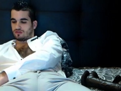 Amateur Bulging Jeans