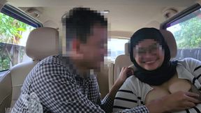Hijab College Girl Have Fun With Sugar Daddy in The Car - Minokiiko