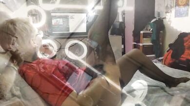 Sexual love in adulthood! Sex on camera and POV from a female face! Funny games with mature clit!