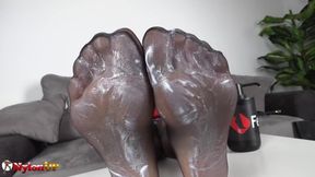Brunette Seductress Entices Her Slave for a Feet Massage Using a Feet Cream