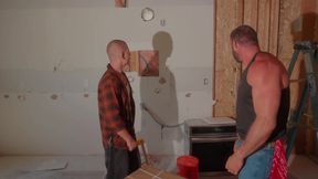 Hairy Foreman Fucks Ripped Construction Worker