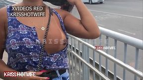 Kriss Hotwife Se Exibindo e Mostrando Os Peitos No Metr&ocirc_ De Salvador