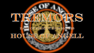 Chàng trai trẻ người Mỹ xăm trổ đầy lông Liam Angell bị "thịt" hậu môn không dùng bao cao su trong một màn threesome nóng bỏng.