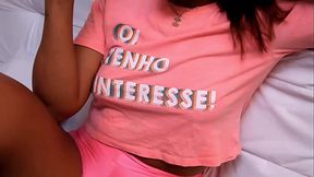 Marido vai trabalhar o vizinho aproveita