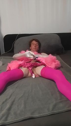 Lars Damberger Eats Cum Ice Cream, Fingers Himself, Pushes a Dildo in It and Uses Penis Pump