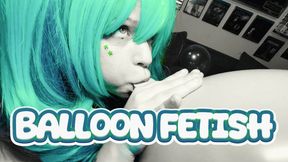 Full balloon playing with my friend in mono color