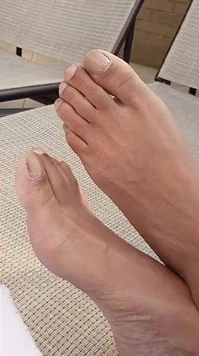 Hotel Check in with Jenaya Natural Yellowbone Soles N Toeseductions