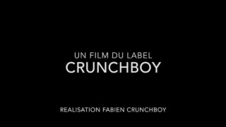 Amatoarea Germain EasyBi oferă o fută anală fără șa într-o orgie epică în grup