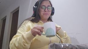 hiccups uncontrollably while eating my cookies