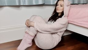 Bunny hopps butt plug open diaper wetting peeing